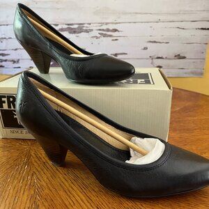 Frye Regina Pump, Navy